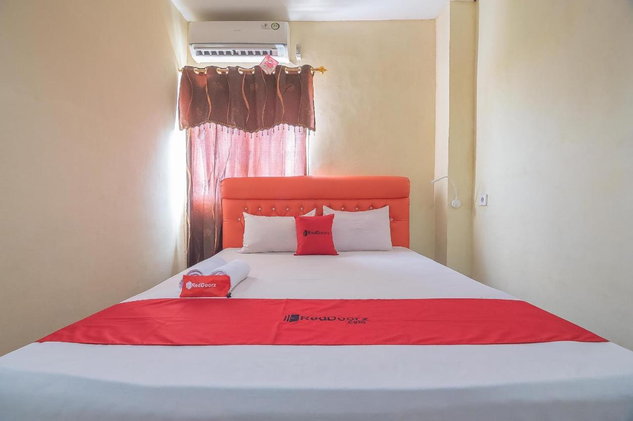 Hotel Reddoorz Syariah At Jalan Cilik Riwut Kapuas Kualakapuas Exteriér fotografie